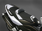 TMAX 10th Anniversary WHITEMAX/2009年11月10日より発売する。受注受付は2009年11月1日～2010年6月30日まで