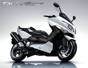 “誕生10周年”を記念した限定生産モデル　オートマチック スーパースポーツ「TMAX 10th Anniversary WHITEMAX」発売